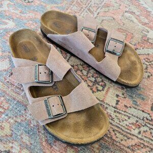 Birkenstock Arizona suede blush beige sandals 40 narrow size 9